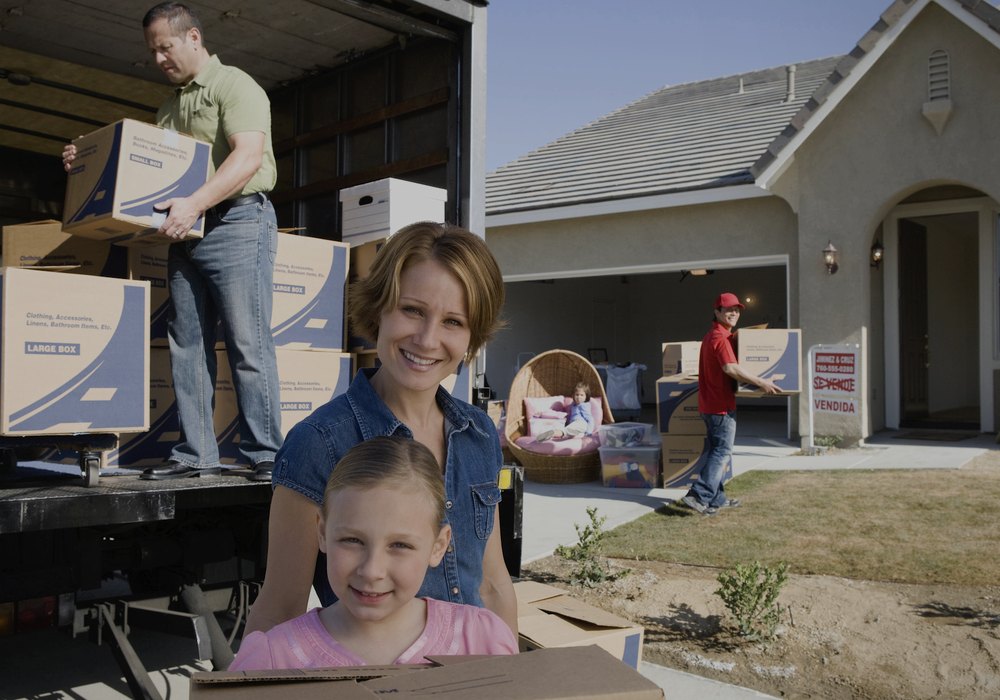 Luxury / white-glove moving in Tarzana